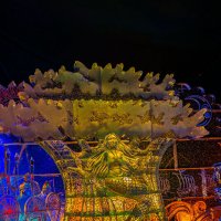 Русалка на ветвях сидит.... :: Ирина Соловьёва