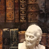 Вольтер :: Наталья 