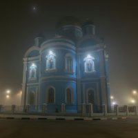 туманным лунным утром :: Виталий Емельянов