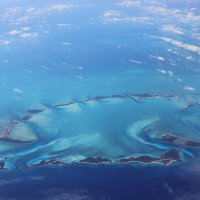 Ожерелье Багамских островов (вид из окна самолета) :: unix (Илья Утропов)