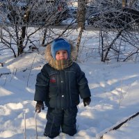 Малыш на прогулке в морозный день. :: Наталья *** Малыш на прогулке в морозный день. :: Наталья ***