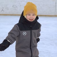 Освоил катание на коньках! :: Любовь Сахарова