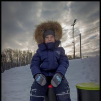 Я немного отдохну, и опять играть пойду! :: Борис Яковлев