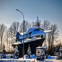 Мемориальный памятник лётчикам. :: Михаил Столяров