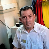 Мастер по изготовлению настоящих кубинских сигар :: Александра Николаева