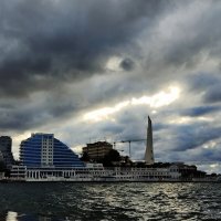 Пасмурный день в Севастополе.... :: Александр Герасенков