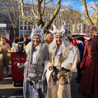 *** :: Witalij Löwin