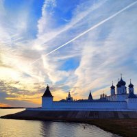 Макарьевский монастырь  вечером :: Наталья ***