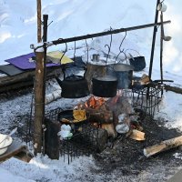 Котлы над костром. :: ВикТор Быстров