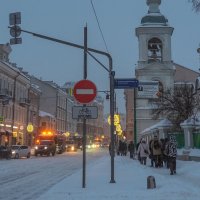 Зимний Вечер в Городе :: юрий поляков