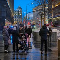 "Синий час. Оттепель на Б. Лубянке"© :: Владимир Макаров "Синий час. Оттепель на Б. Лубянке"© :: Владимир Макаров