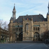 Готическое здание ратуши :: Светлана Баталий Готическое здание ратуши :: Светлана Баталий