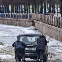 Толкают :: Алексей Чуркин Толкают :: Алексей Чуркин