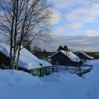 Вдоль по улице... :: Ольга 