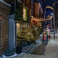 На улице вечер... :: Сергей Шатохин 