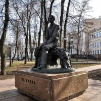 Памятник И.А Бунину :: Татьяна Машошина