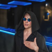 - :: Джованни Луче