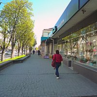 На проспекте  Кирова :: Валентин Семчишин