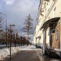 В весеннем городе каждый день — как подарок. :: Вадим Басов