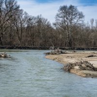 Март, река Кубань :: Игорь Сикорский