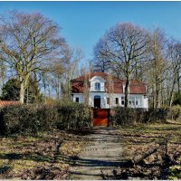 ЧАСТНОЕ ВЛАДЕНИЕ... :: Elvira E. 