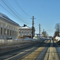 скоро придет тепло. ул.Советская :: petyxov петухов