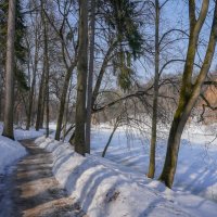 Март в Царицыно... :: Владимир Жданов