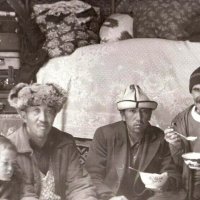 За дастарханом... :: Георгиевич За дастарханом... :: Георгиевич