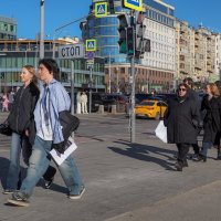 Городская Зарисовка :: юрий поляков