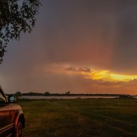 Надвигается ураган. :: Евгений Голубев