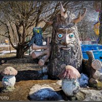 ЛЕСОВИЧЁК В ПАРКЕ. :: Александр Дмитриев