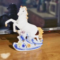 Лошадка :: Юрий Гайворонскiий