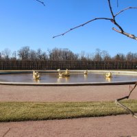 Петергоф. Верхний сад. Апрель :: Наталья Герасимова