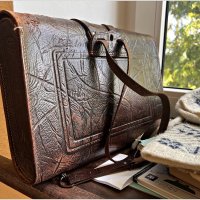 Старый ранец. :: Валерия Комова