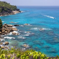 По ту сторону экватора. Остров Маэ. :: Алексей Окунеев