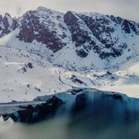 Горное озеро (пейзаж). :: Валерий Кокорев