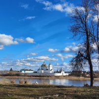Монастырь в Острове :: Максим Егоров