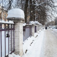 На зимней улице :: Александр Синдерёв