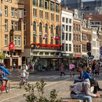 Амстердам - город туристов. :: Lucy Schneider 