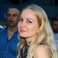 Уличный портрет :: Владимир59 