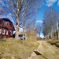 Весна на улицах города :: Сергей Кочнев