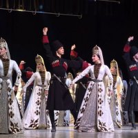 Танец кабардинцев :: Мариша Тим