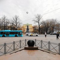 По Малой Садовой к Невскому :: Виктор Никитенко