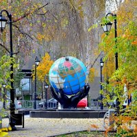 Тюменский глобус. :: Михаил К