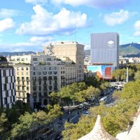 Барселона с крыши дома-пещеры :: Ольга 