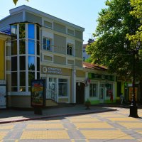 Керчь. Дом по ул. Ленина 24. :: Пётр Чернега Керчь. Дом по ул. Ленина 24. :: Пётр Чернега