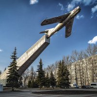 Символы Брянска. Самолет :: Олег Подлесных