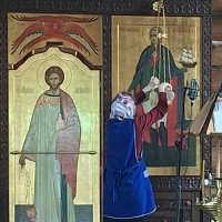 у иконы Ушакова. :: ИРЭН@ .