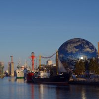 "Витязь", "Ирбенский", СРТ-129 и Музей мирового океана. :: Константин Белоногов