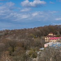 Окрестности Свято-Михайловского мужского монастыря :: Игорь Сикорский